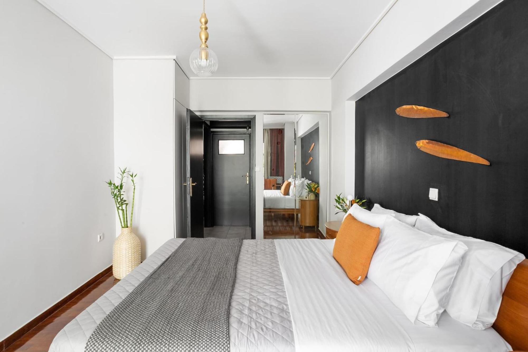 Fresh Detailed Stylish Apartment At Acropolis Athens Ngoại thất bức ảnh